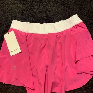 Brand new with tags never wore lululemon skirt
